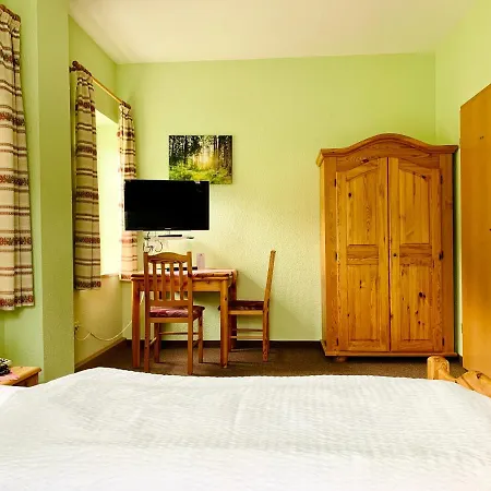 Weiberwirtschaft In 3*