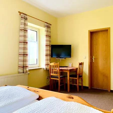 Weiberwirtschaft In 3*