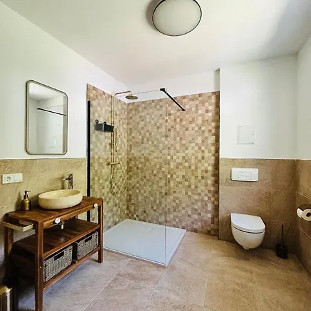 Weiberwirtschaft In 3*