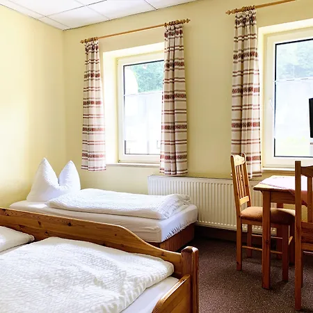 Weiberwirtschaft In 3*