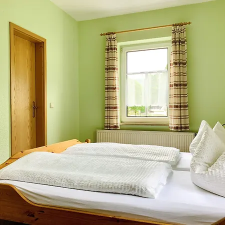 Weiberwirtschaft In بيت ضيافة